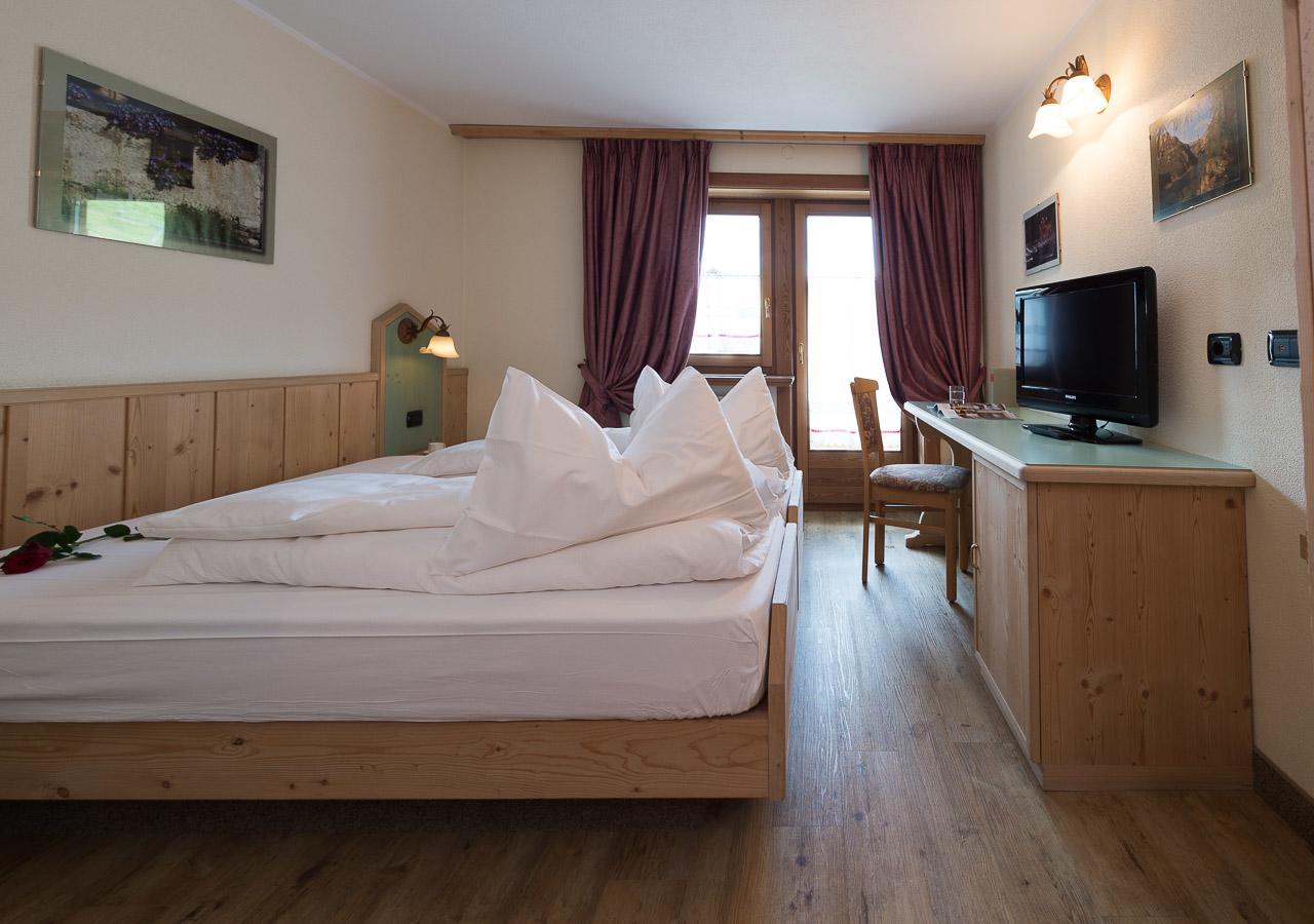 Hotel Daniela Ливиньо Екстериор снимка