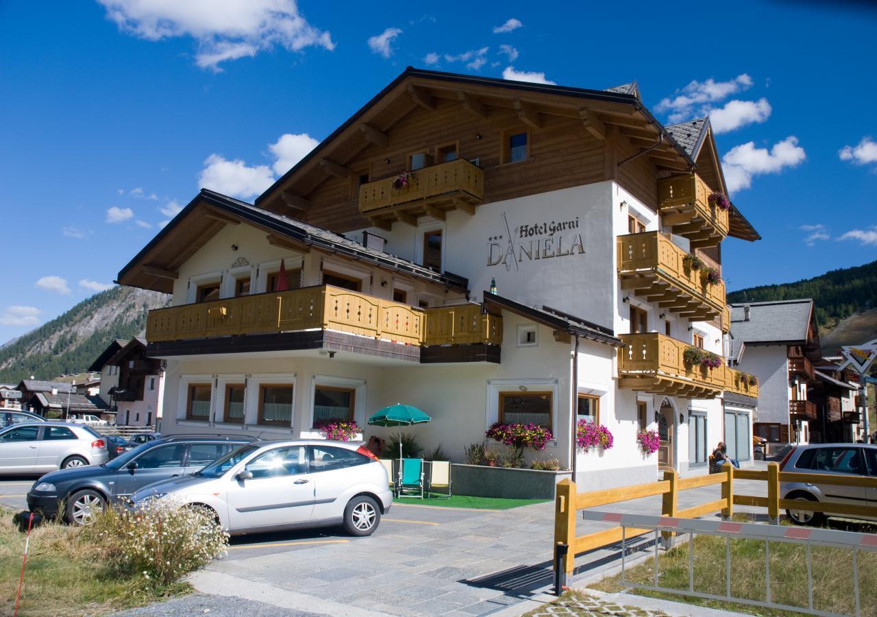 Hotel Daniela Ливиньо Екстериор снимка