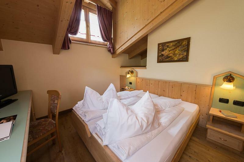 Hotel Daniela Ливиньо Екстериор снимка