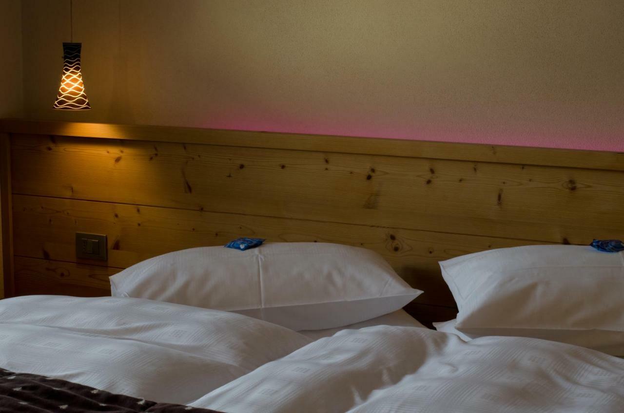 Hotel Daniela Ливиньо Екстериор снимка