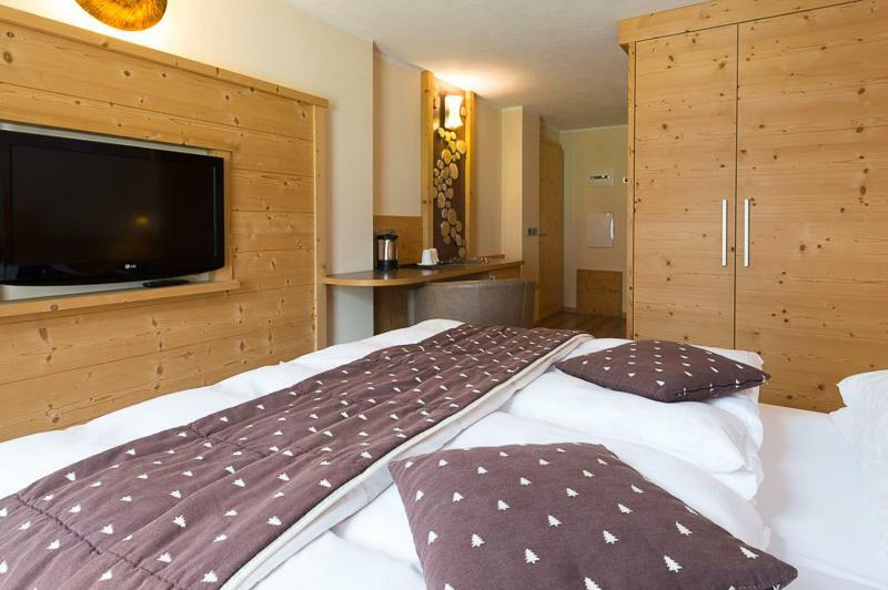 Hotel Daniela Ливиньо Екстериор снимка