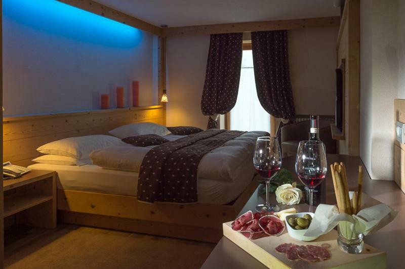 Hotel Daniela Ливиньо Екстериор снимка